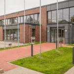 Außenbereich des Eingangs vom Hauptgebäude der Stadtwerke Celle